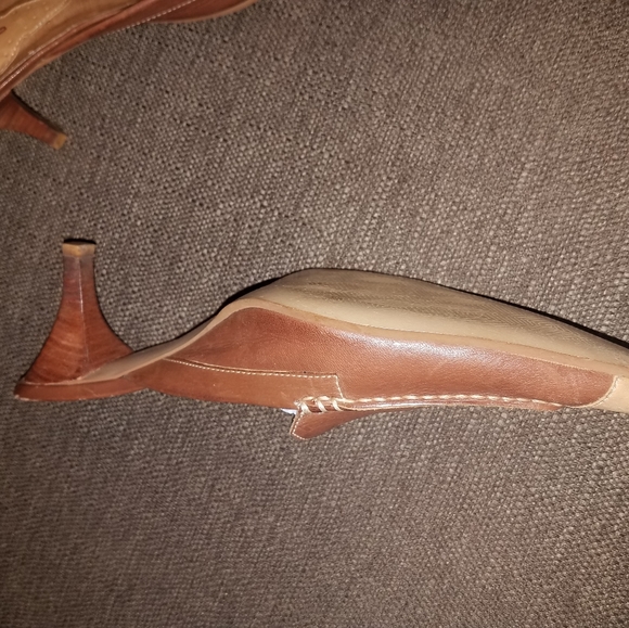 Shoes - Picture 3 of 7